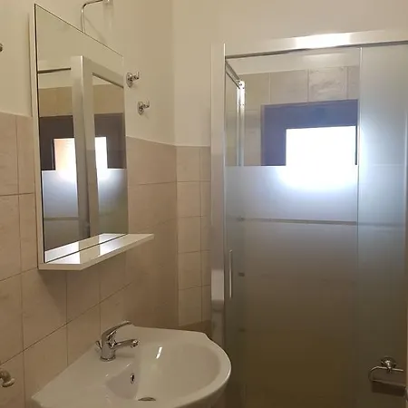 Πανσιόν Rivabella *
